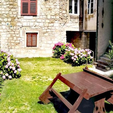 Apartamento Rabski Dvor Rab Town Exterior foto