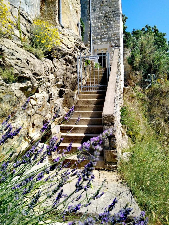 Apartamento Rabski Dvor Rab Town Exterior foto